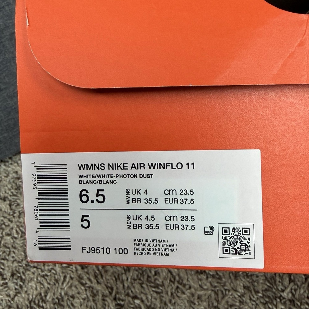 Nike Winflo 11 Running Shoes Womens Size 6.5 White Photon Dust FJ9510-100 NEW - Picture 7 of 7